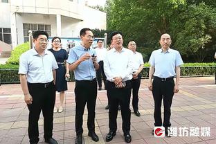 浓眉：我们在防守端有很多沟通错误 老是给对面留出空位